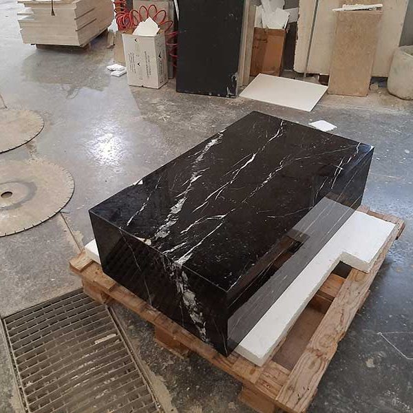 mesa marmol negro
